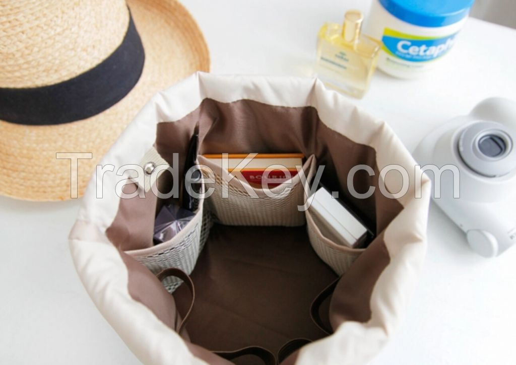 Travel dresser pouch