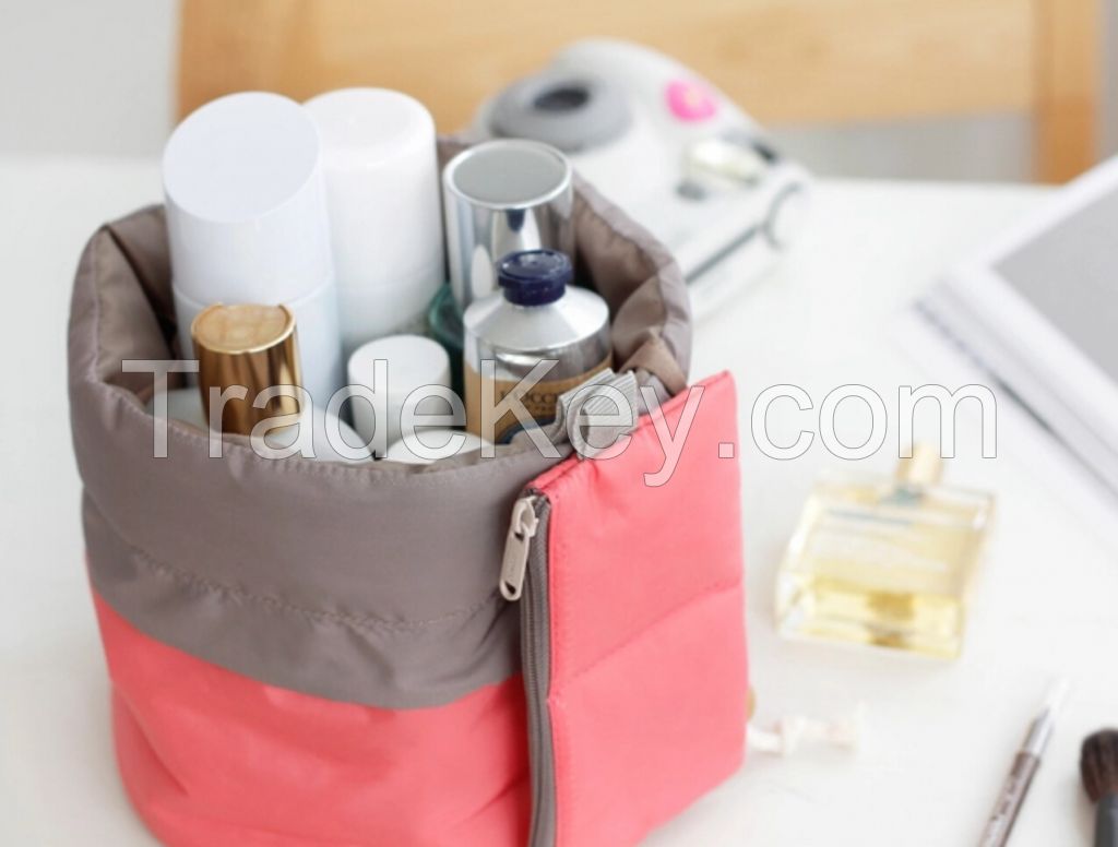 Travel dresser pouch