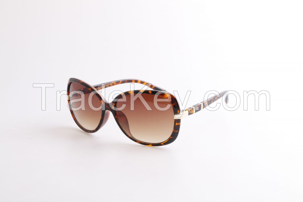 Fashion designed UV400 women Sunglasses 