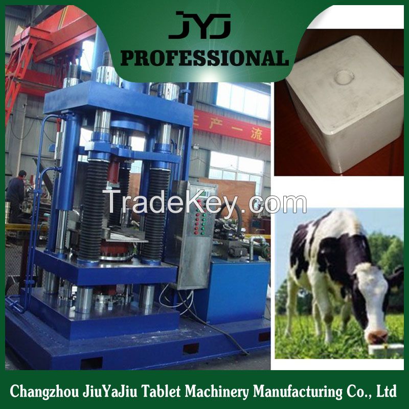 Salt licking block press machine for animal