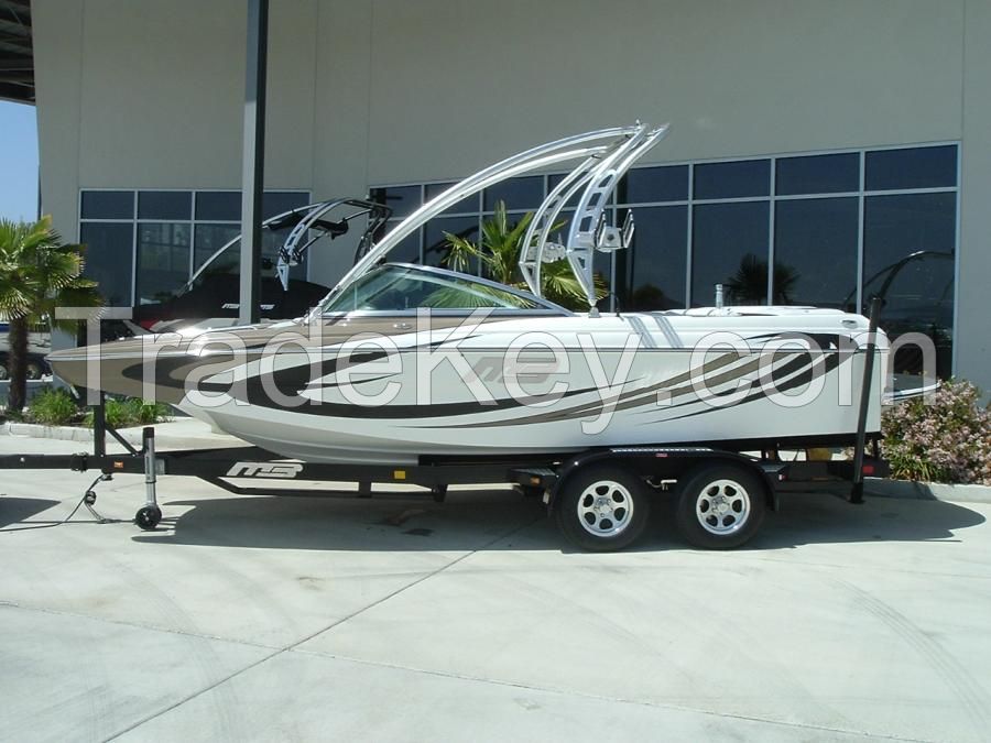 MB Sports F21 Tomcat Boat