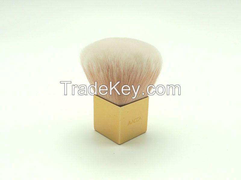 Short Handle Makeup Brush Works Great with Mineral Foundation