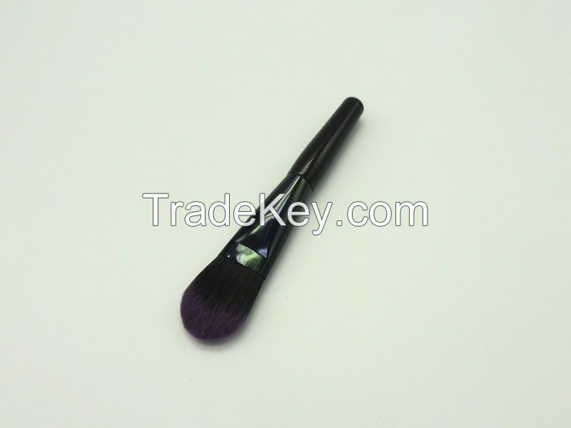 Flat Foundation Brush