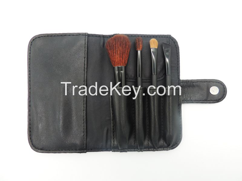 4PCS. Mini Travel Brush set