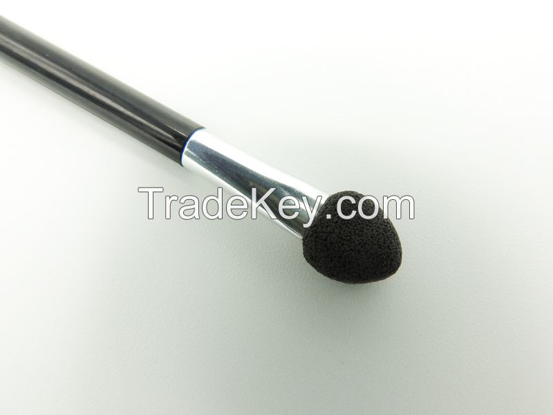 Double End Eyeshadow Brush