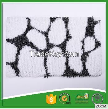 Black And White Jacquard Design Chenille Bath Rug Mat 