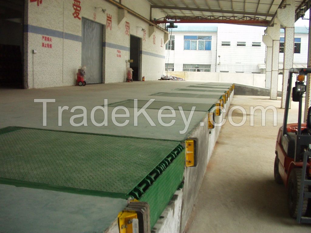 LSO12-680D Hydraulic dock leveler