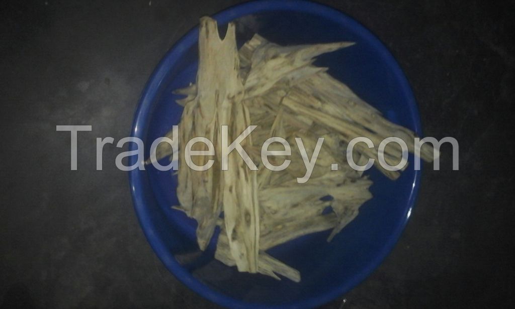 agarwood chips