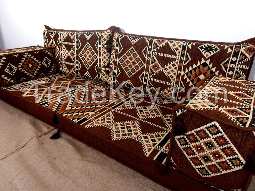 TRADITIONAL MIDDLE EAST ORIENTAL SOIL SEAT SOFA