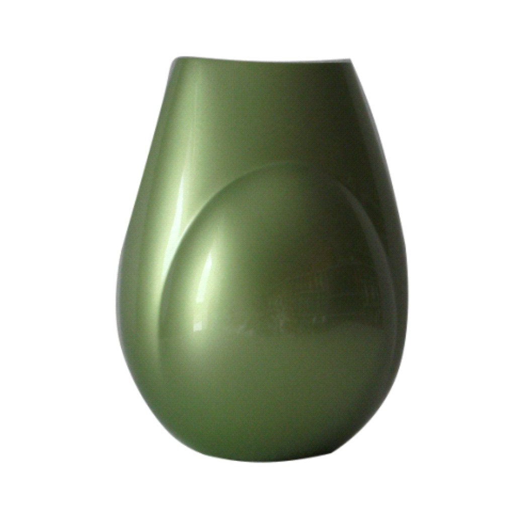 Lacquer vase