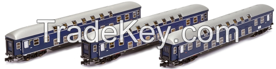 Diecasting 1:150 N scale train models passengers car coach