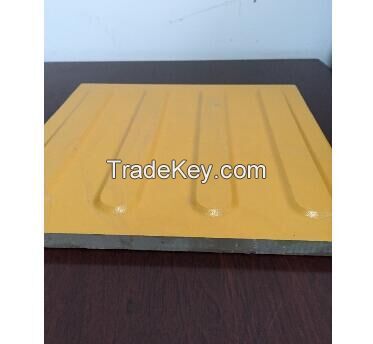 Tactile Paving Tile; Blind Track Ceramic Tile for Metro