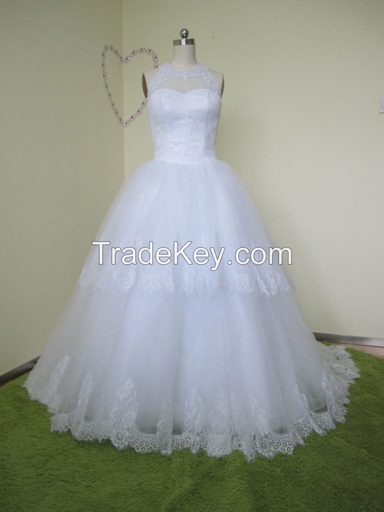 Elegant Ball GownTulle&amp;Satin Soft Lace Bateau Neckline Hierachy Hemline Chapel Train Wedding Dress