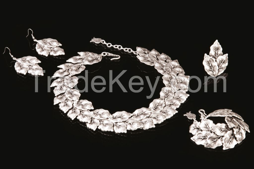 Osmanli Taki by Celali Necklace set Iley 1509