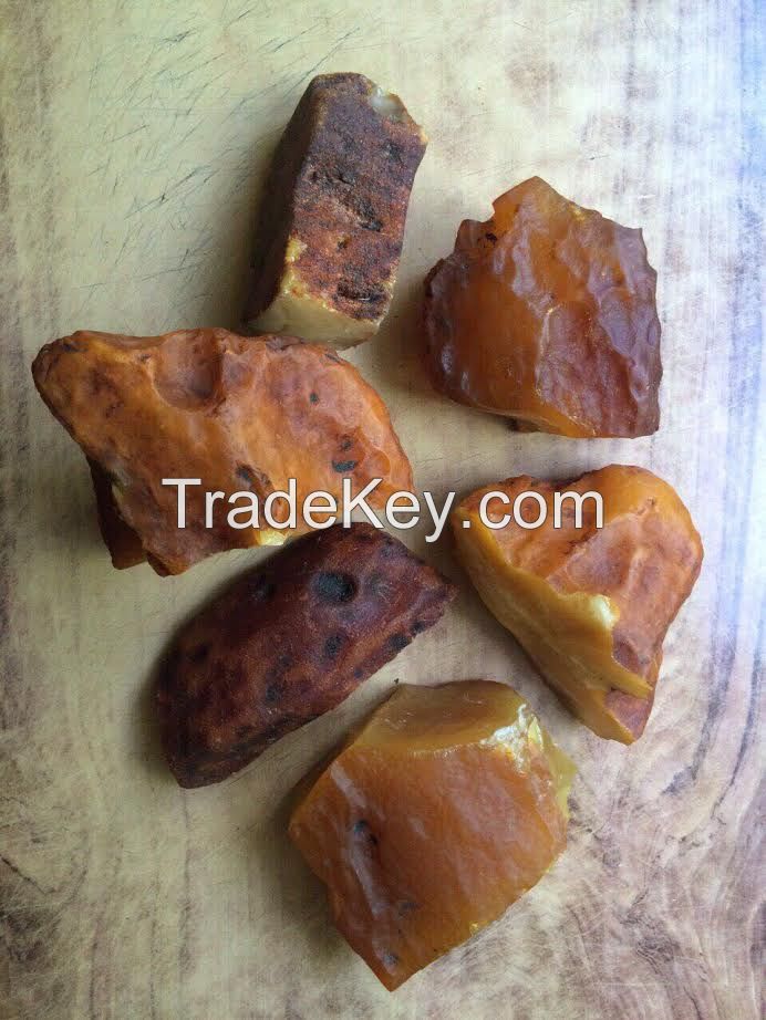  100% NATURAL AMBER STONES OF GOOD QUALITY