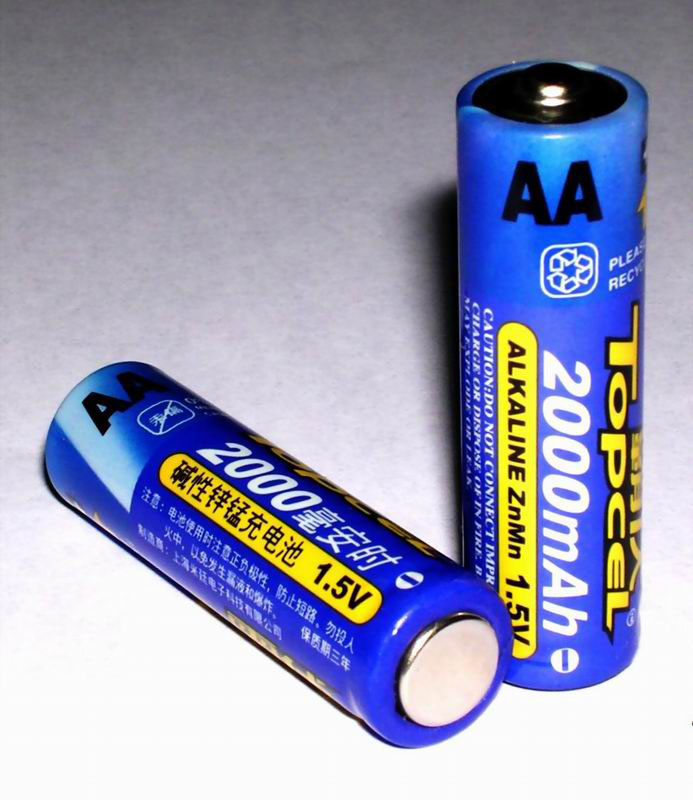 Alkaline rechargeable battery