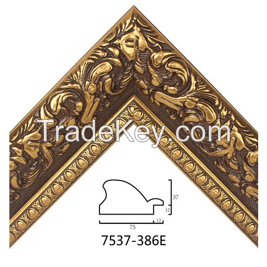 Deluxe Photo Frame Mouldings 7537 For Sale