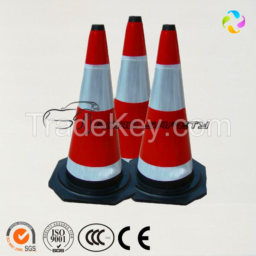 Colored Traffic Road Safety Rubber Cone of crossroad