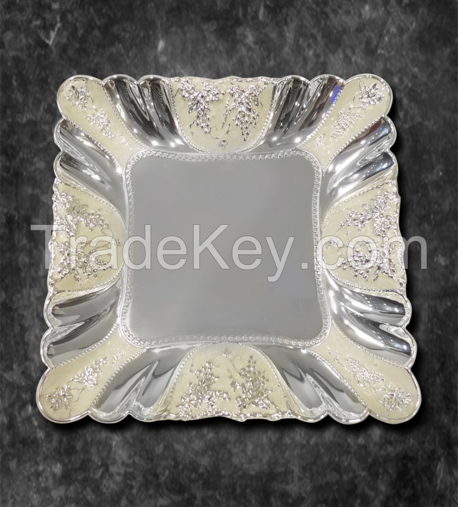 Buy Online Tray with Enamel Border (Medium)