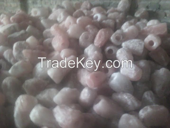 I AM SUPPLER OF HIMALAYAN NATURAL STONE SALT, SALT LAMP , SALT POWDER  FOR SALE