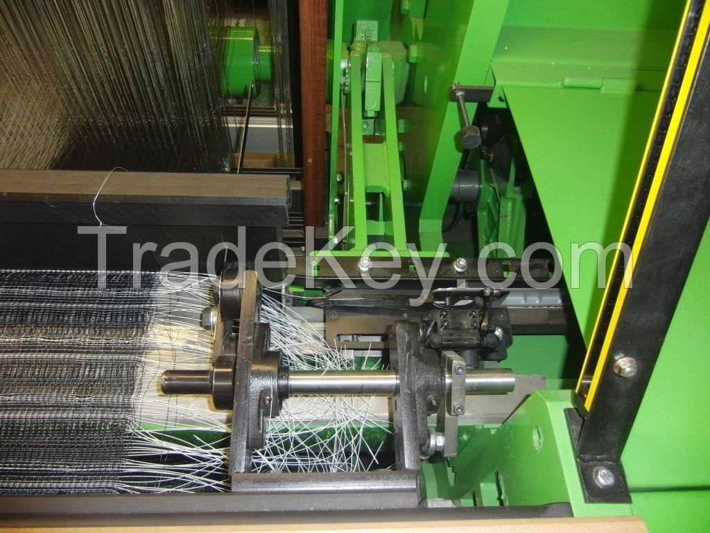 Technical textile weaving machine