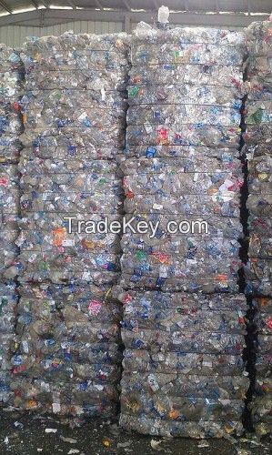 Selling PET Baled (Mix) 80%: 20% at USD $255/MT CNF