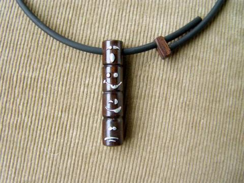 NECKLACE MADE OF EBONY WOOD