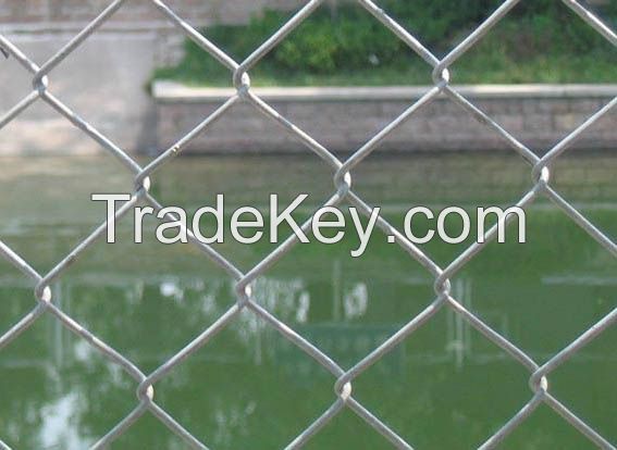 chain link fence