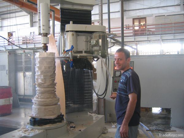 Column base cutting machine