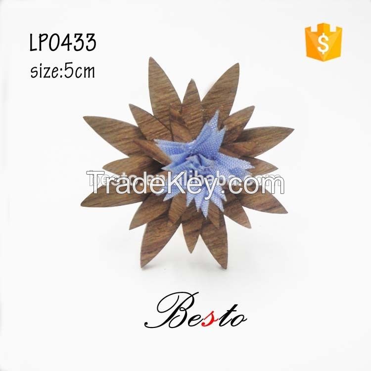 Factory wholesale unique angular fabric flower center custom wooden flower brooch with clutch pin for suit wedding decoration