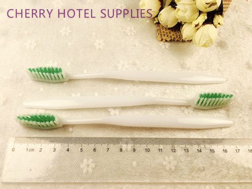 Factory supplies cheap wholesale disposable hotel dental kit