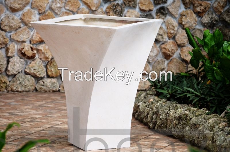 polystone planters