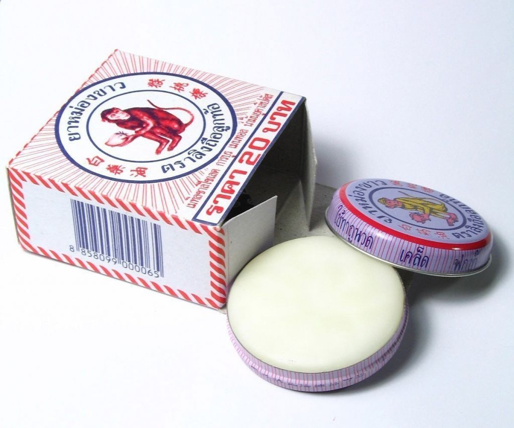 White Monkey Holding Peach Medicated Balm 8g. 