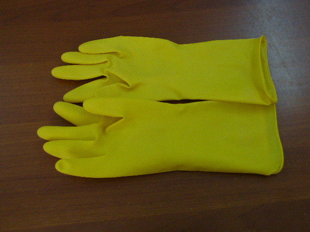 Latex household glove