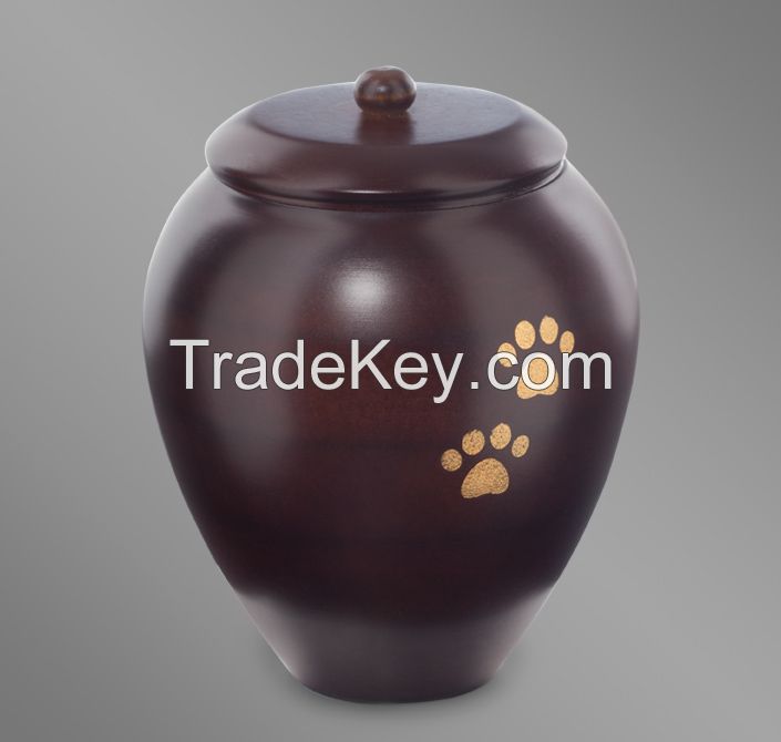 Pet urn