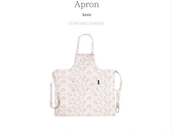 Apron with pocket