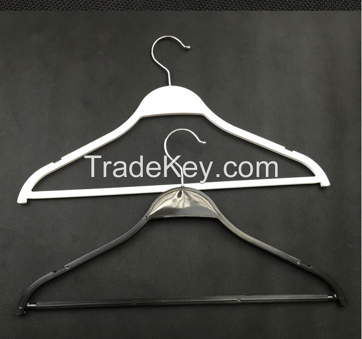 plastic hanger, cheaper hanger, t -shirt hanger