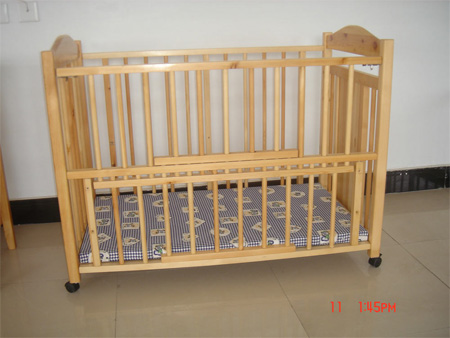 baby cot