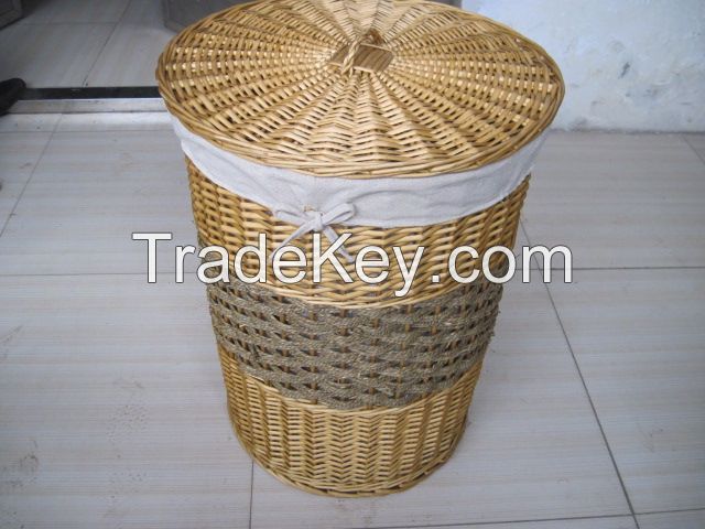 Wicker laundry basket