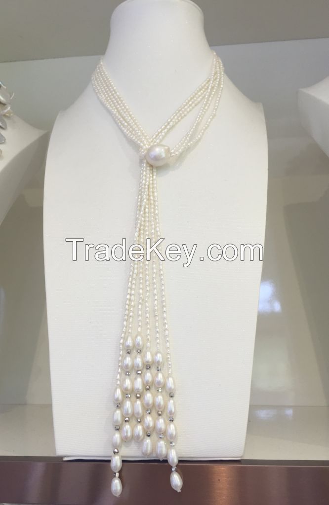 Elegant Pearl Necklace