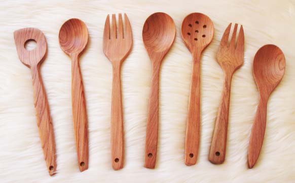 dinnerware: spoons sets, spoon and fork, ladles, spatulas, scoops