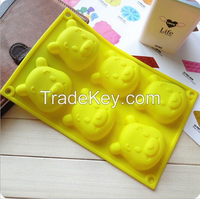 silicone winnie cake molds