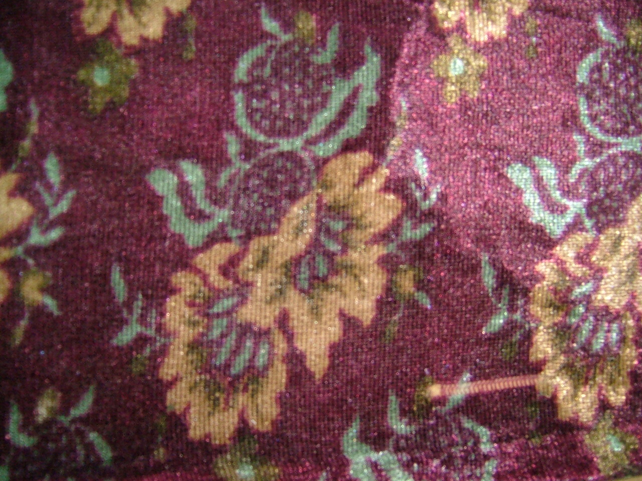 100% POLYESTER PRINTED VELVET