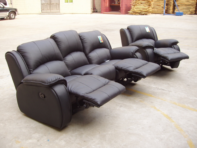 Recliner sofa