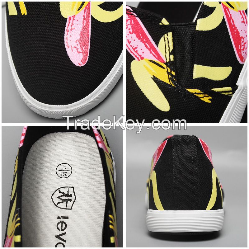 LEYO summer man shoes white,navy,black banana print,casual shoes classic slip-on sneaker