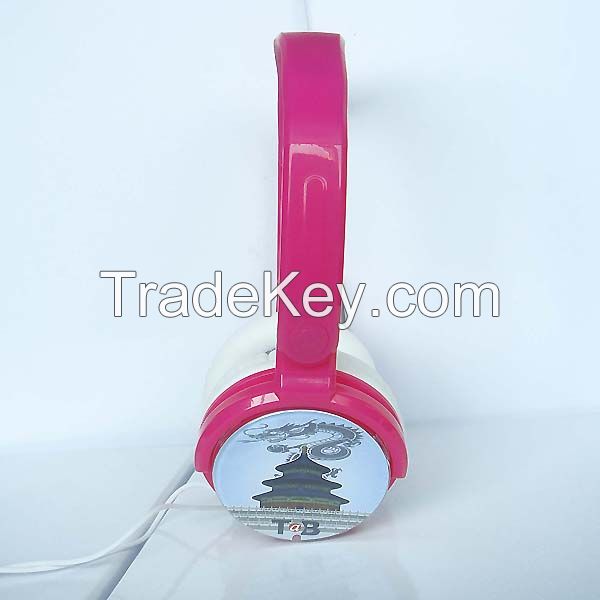 Over-ear Stereo Bass Headphone Folding Earphone Colourfull Headsets for Phone tablet computer and other Audio devices
