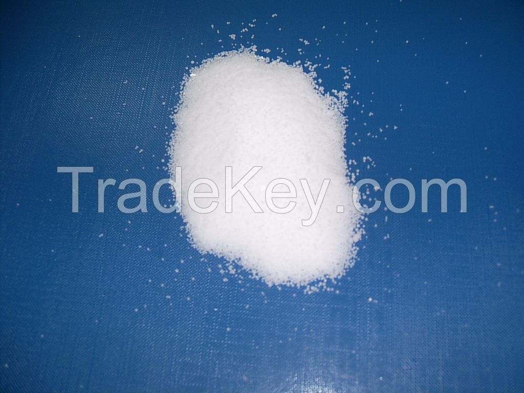 Caustic soda pearls