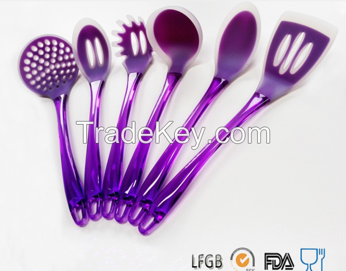 kitchen utensil