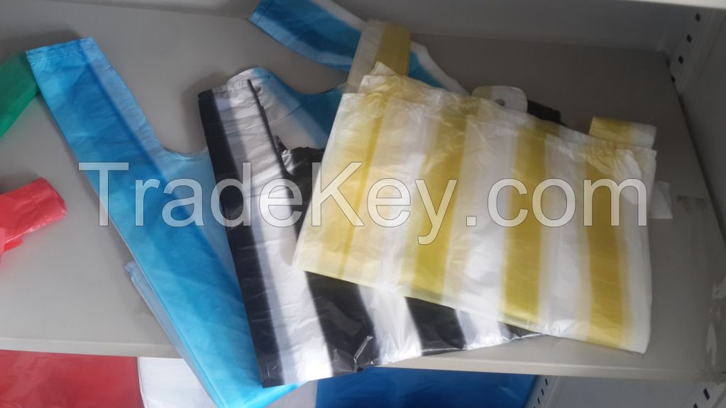 T-shirt bags,on roll,with printing