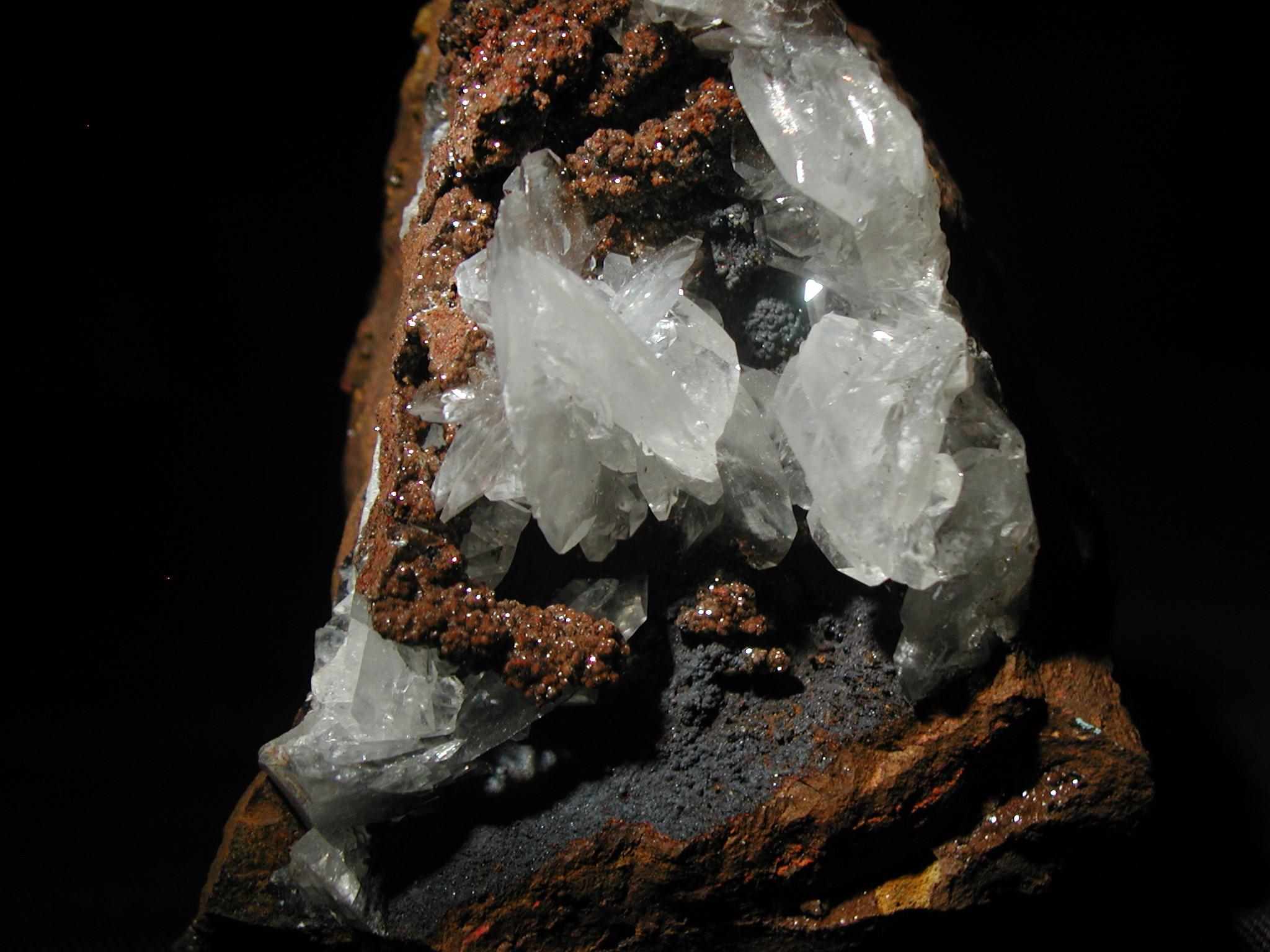 natural  mineral and crystal specimens for collectors